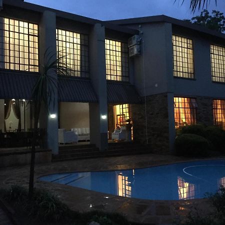 פוצ'פסטרום Sunset Manor Guest House מראה חיצוני תמונה