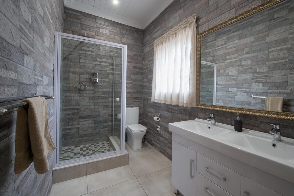 פוצ'פסטרום Sunset Manor Guest House מראה חיצוני תמונה
