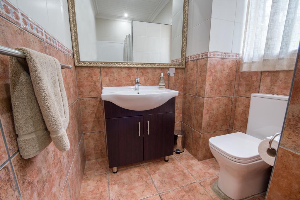 פוצ'פסטרום Sunset Manor Guest House מראה חיצוני תמונה