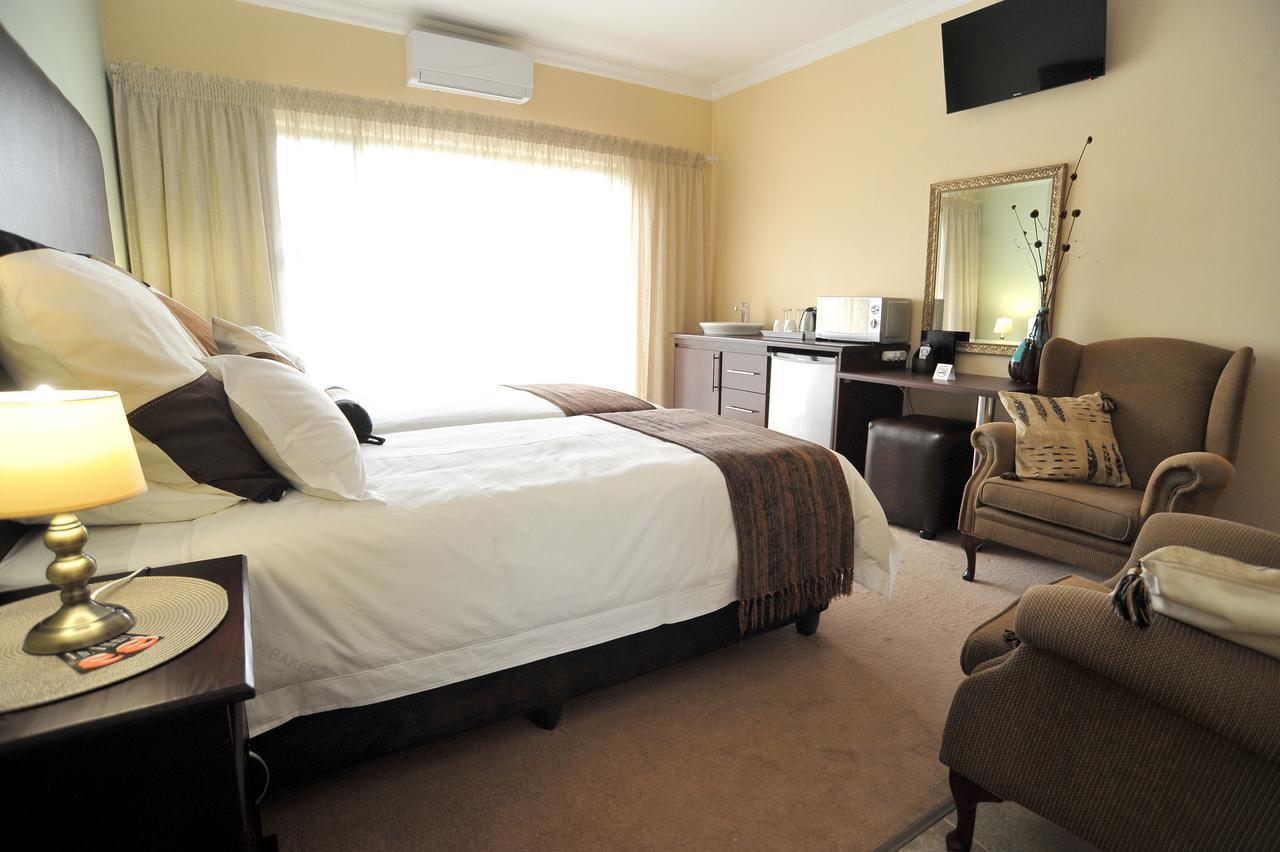 פוצ'פסטרום Sunset Manor Guest House מראה חיצוני תמונה